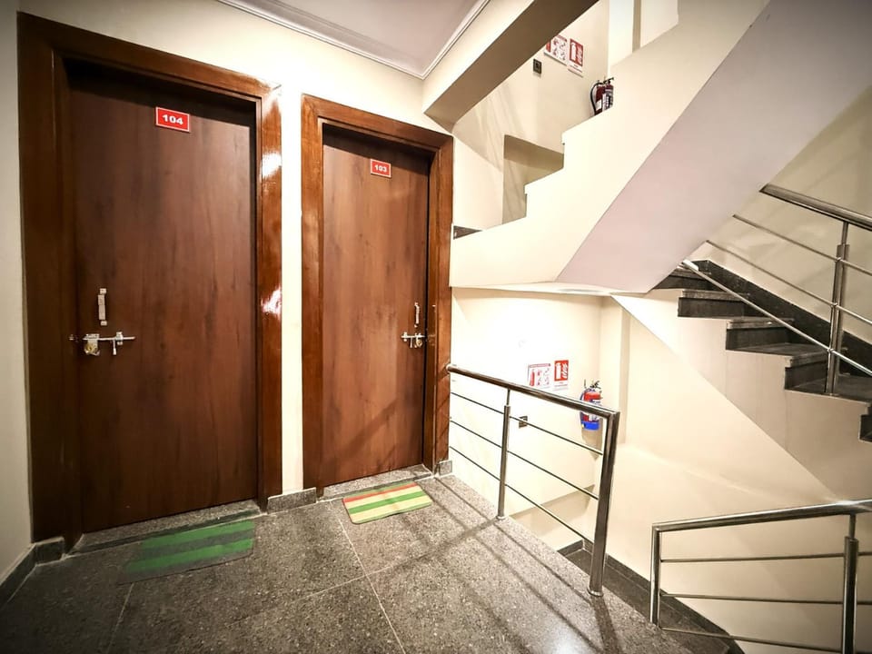 Hans Residency Hotel in Noida