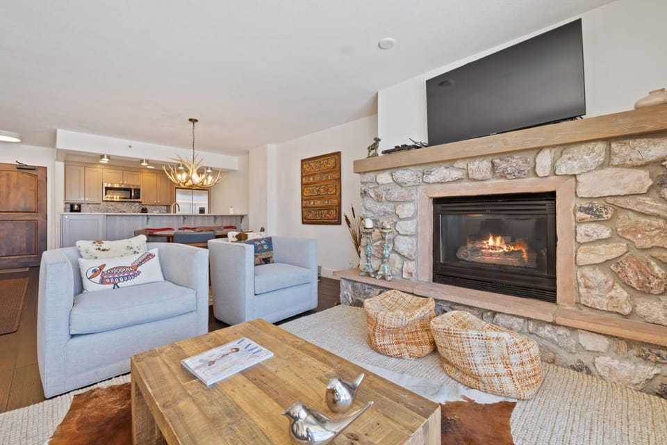 Borders Lodge L305 2BD Beaver Creek Ski-In, Ski-Out Condo House in Beaver Creek