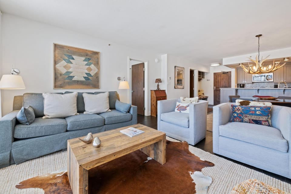 Borders Lodge L305 2BD Beaver Creek Ski-In, Ski-Out Condo House in Beaver Creek