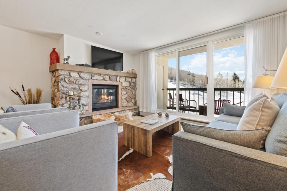 Borders Lodge L305 2BD Beaver Creek Ski-In, Ski-Out Condo House in Beaver Creek