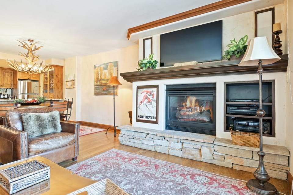Borders Lodge L308 2BD Beaver Creek Ski-In, Ski-Out Condo House in Beaver Creek