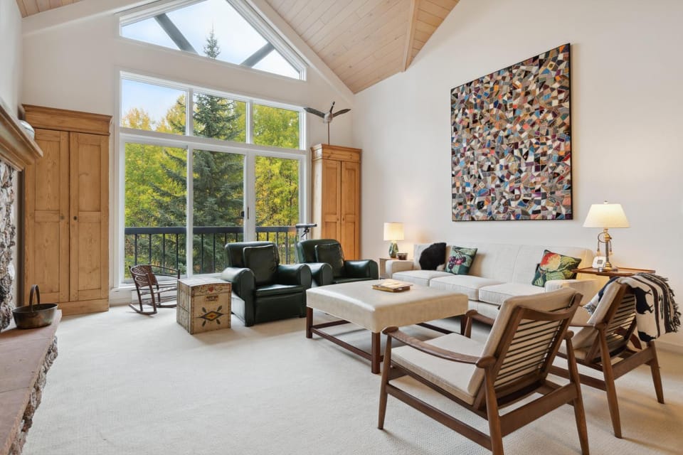 Borders Lodge U402 3BD Beaver Creek Ski-In, Ski-Out Condo House in Beaver Creek