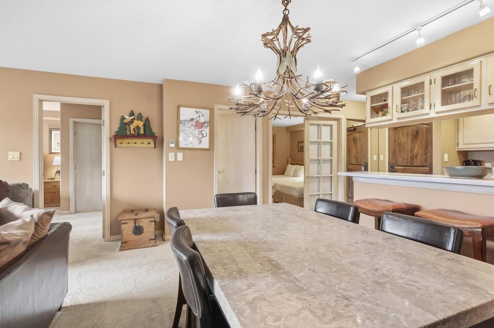 Borders Lodge L205 2BD Beaver Creek Ski-In, Ski-Out Condo House in Beaver Creek