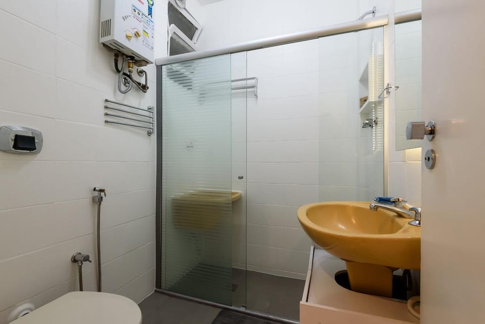 Studio in Copacabana 5min from Beach | BR 450/803 Apartment in Rio de Janeiro