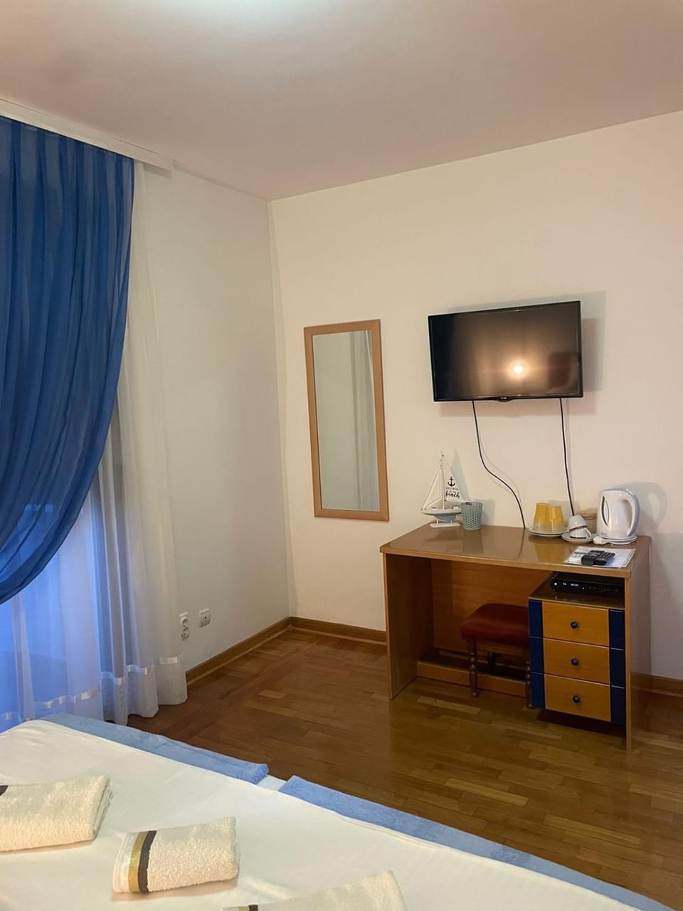 Apartments Anjin Dvor Bed and Breakfast in Budva