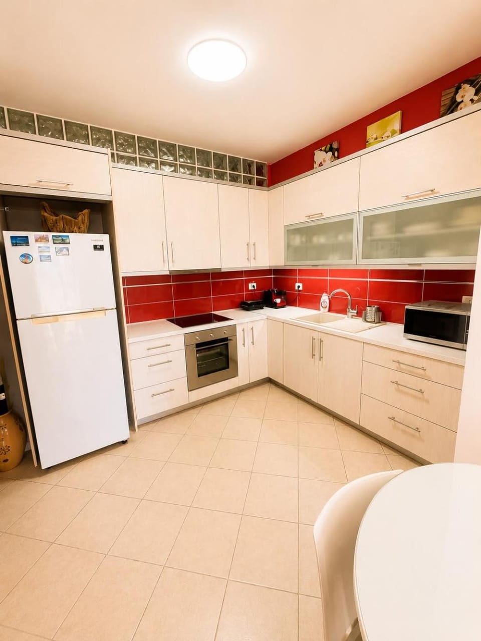 Kitchen or kitchenette, dishwasher, minibar, oven, pet friendly, stove, toaster, washing machine, dryer