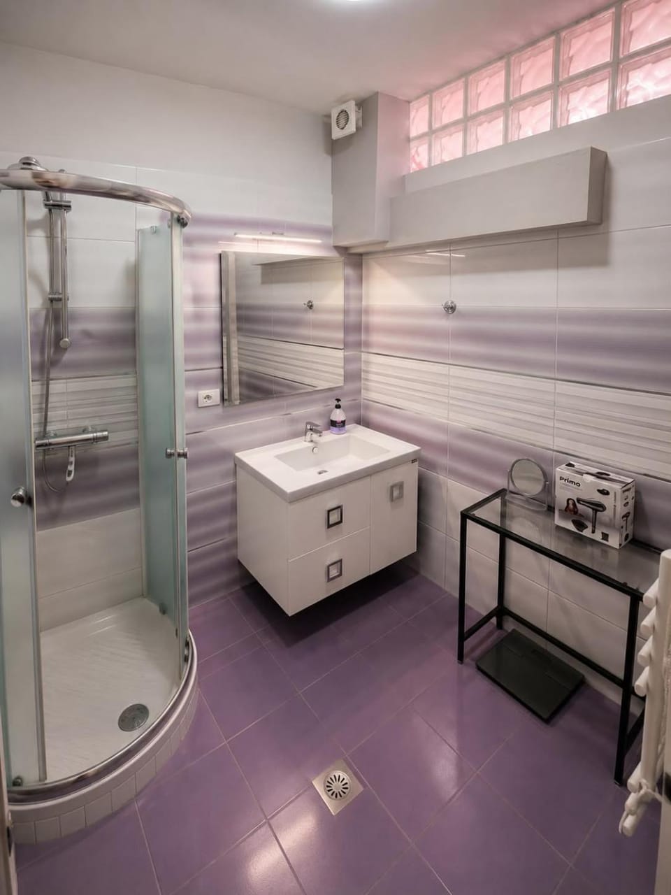 Shower, Bathroom, Bath, towels