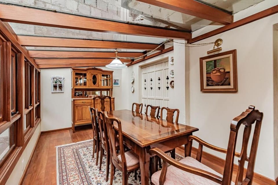Na Avenida Borges de Medeiros: 450m da Rua Coberta Apartment in Gramado