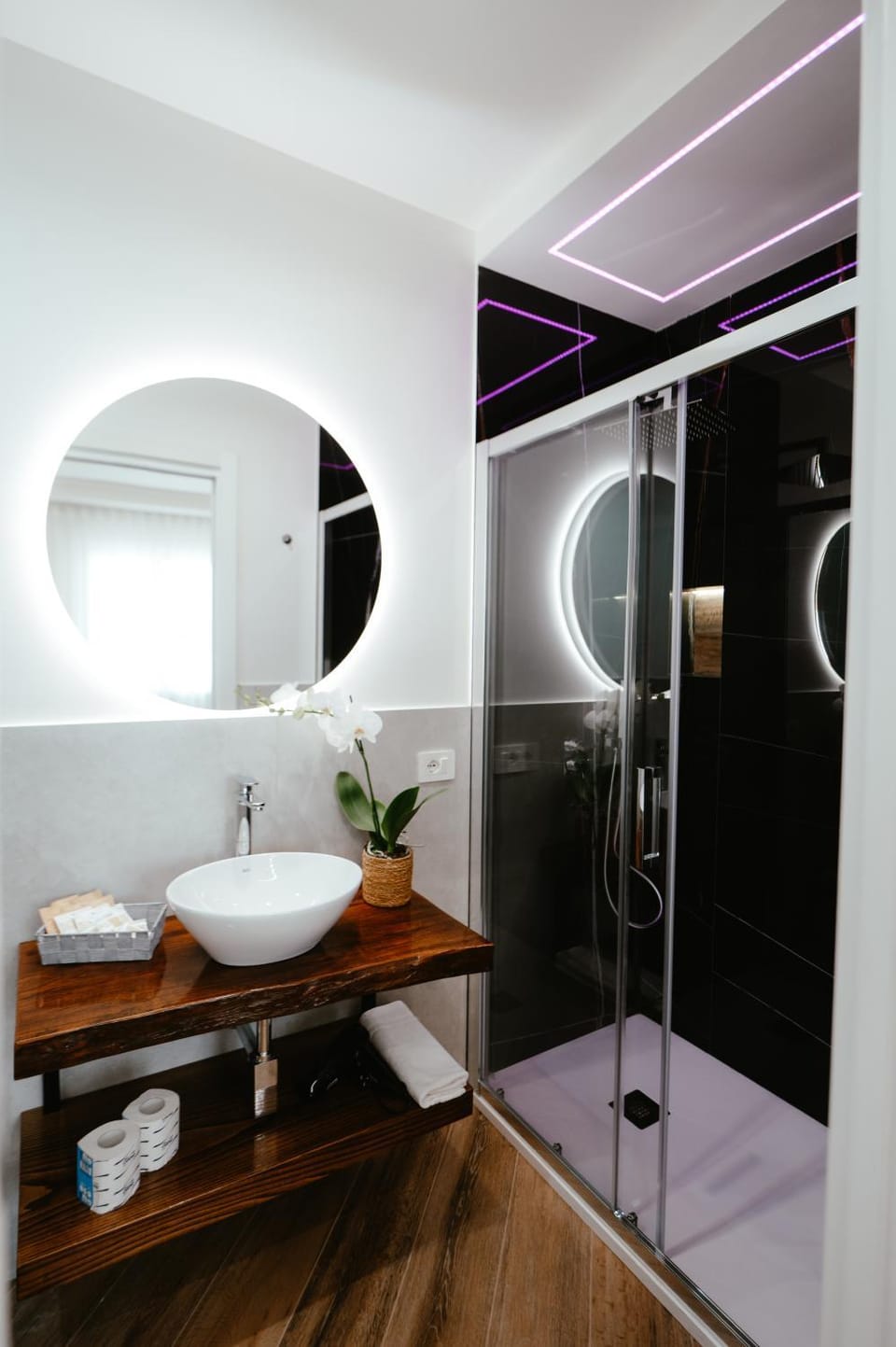 Shower, Bathroom