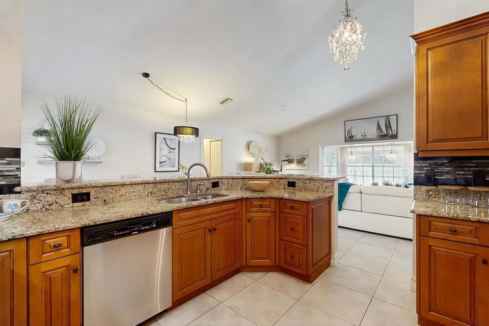Cape Coral Oasis Private Pool Spacious Living House in Sanibel Island