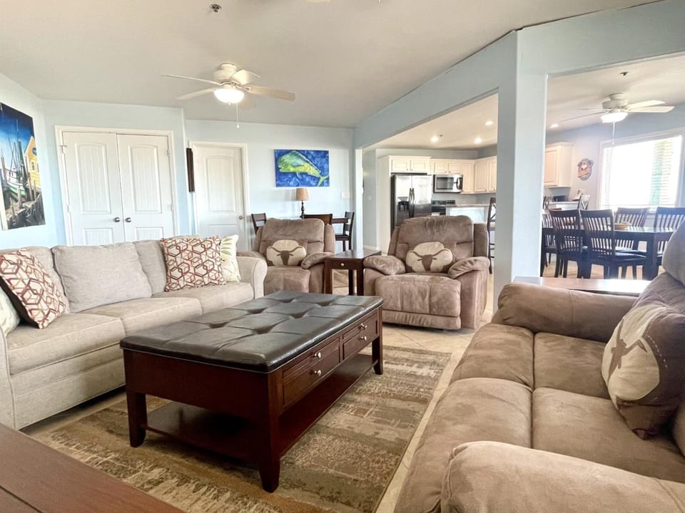 Beachgate Condo Suites and Hotel 531 - 532a - 532b condo Apartment in Port Aransas