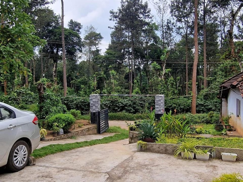 2 bed house in a cofee estate Coorg Villa in Karnataka