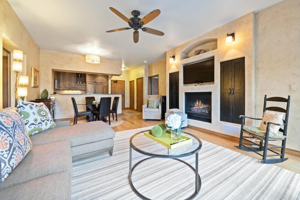 Borders Lodge U106 2BD Beaver Creek Ski-In, Ski-Out Condo House in Beaver Creek
