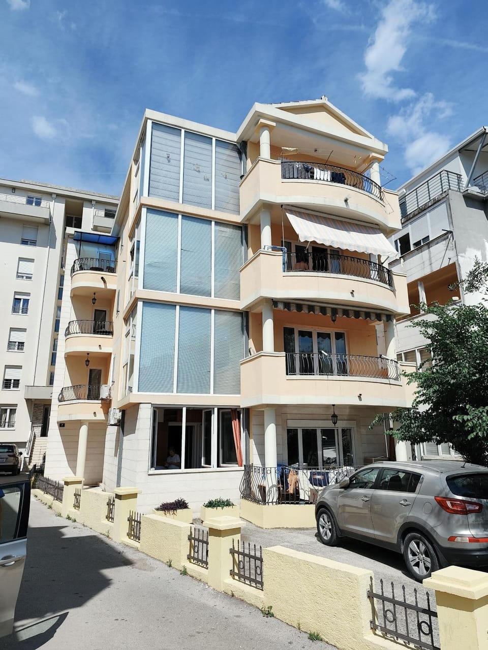Property building, Location