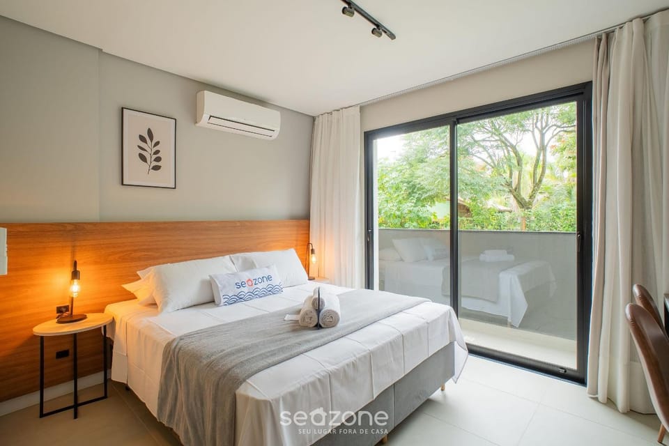 Bed, Balcony/Terrace, Bedroom