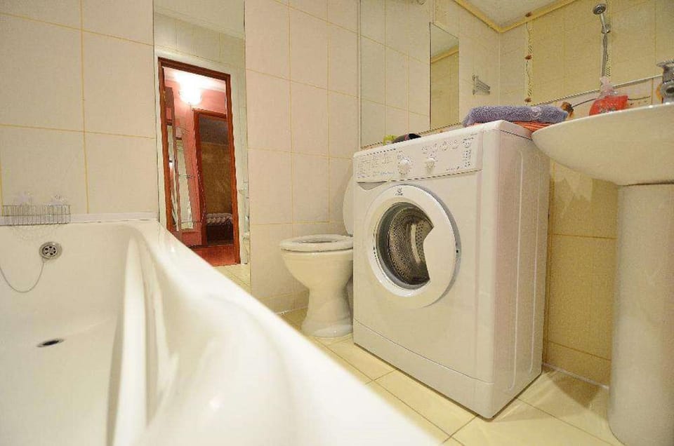 Bathroom, Photo of the whole room