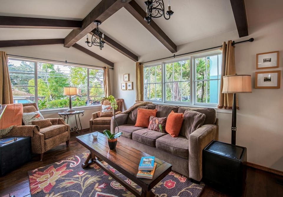 3681 Whispering Waves House in Carmel by the Sea