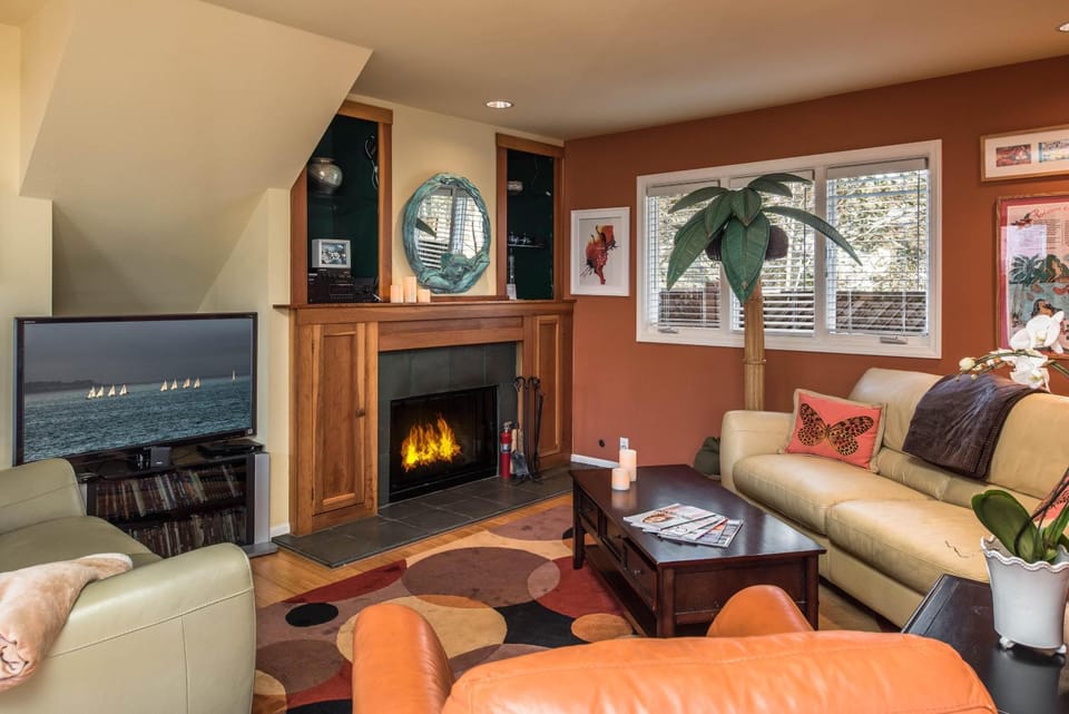 3743 Pelican Peaks House in Pacific Grove