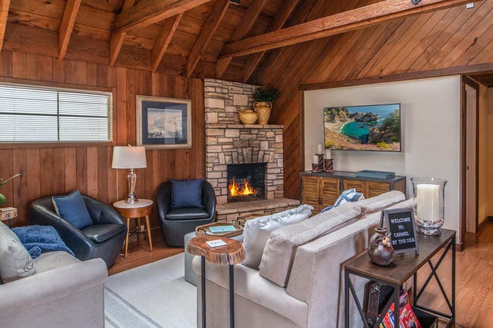 3796 The Madden Suite Apartment in Carmel by the Sea