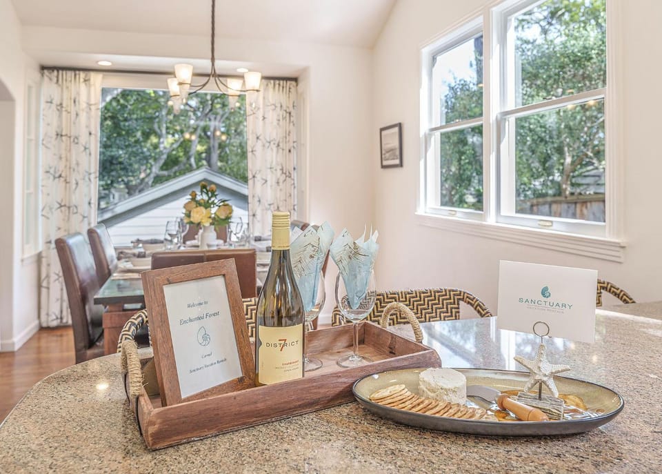 3889 Enchanted Forest House in Carmel by the Sea