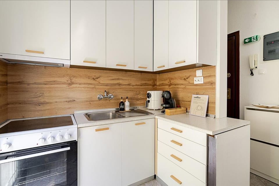 Coffee/tea facilities, Kitchen or kitchenette, pet friendly, stove, toaster