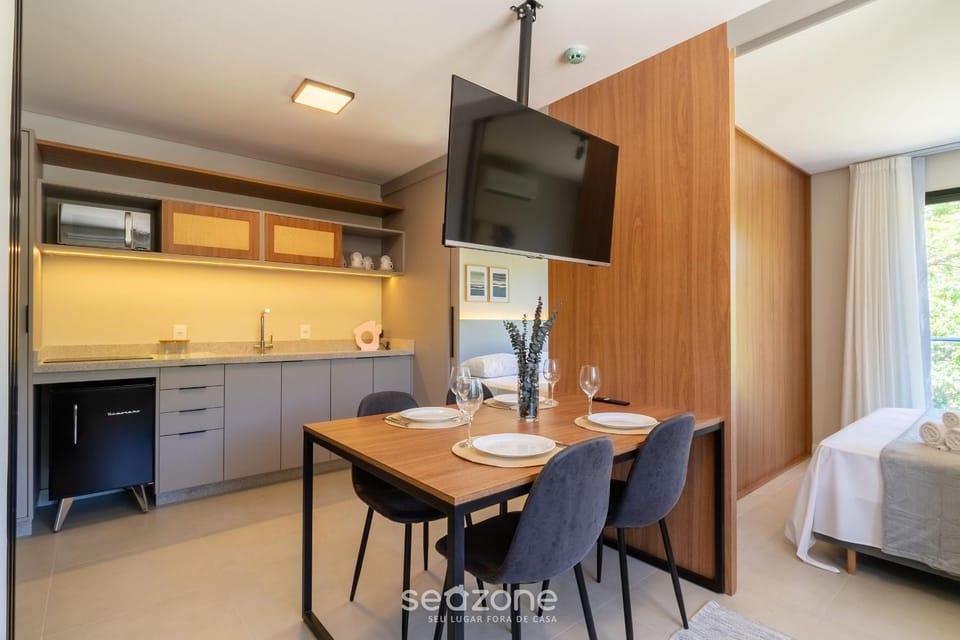 TV and multimedia, Kitchen or kitchenette, Dining area