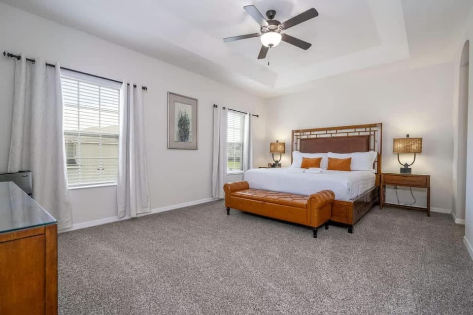 Spacious Home Near Disney with Pool House in Kissimmee