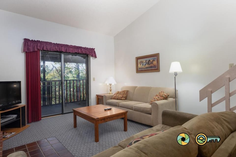 Senedo Springs Condo #2-301 House in Basye