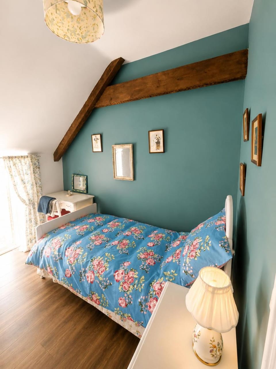 Scenic 4BR Farmhouse Escape in Kerry House in County Kerry