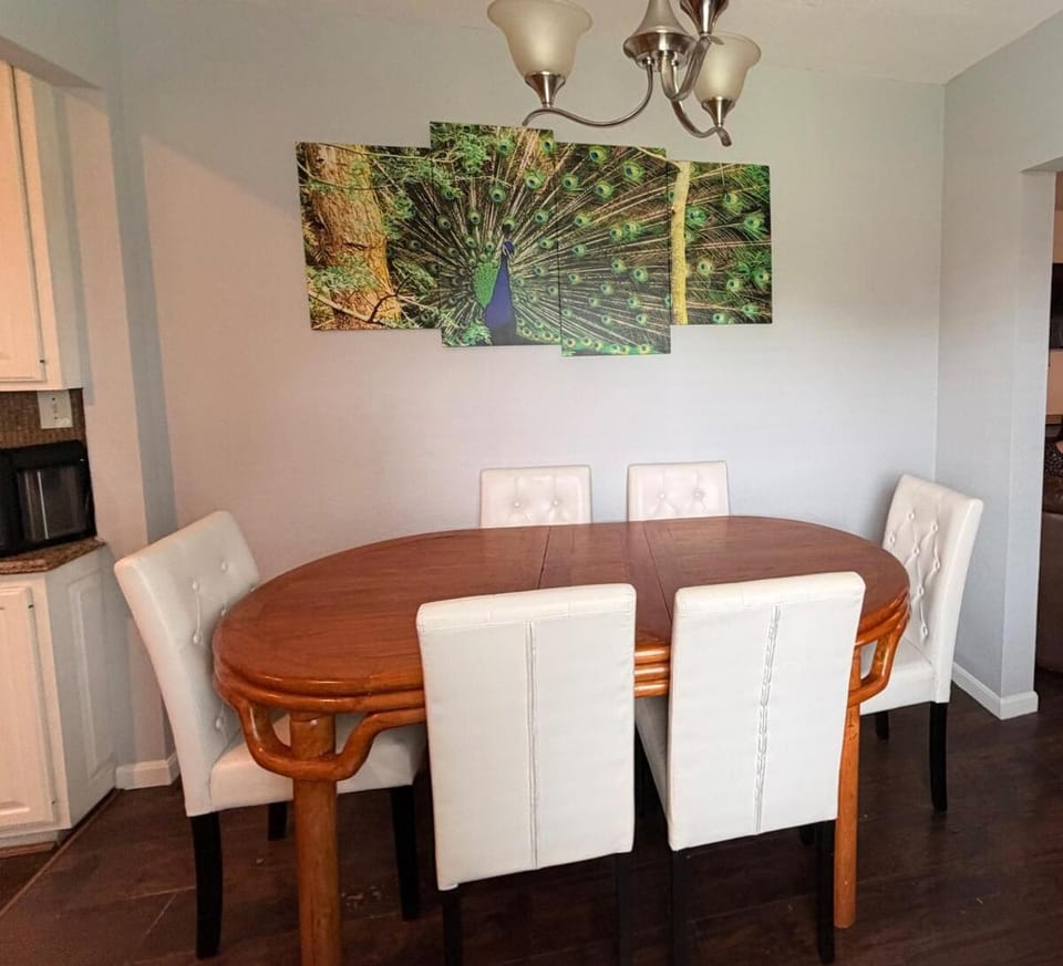 Trendy City Home Close to UT Villa in Knoxville