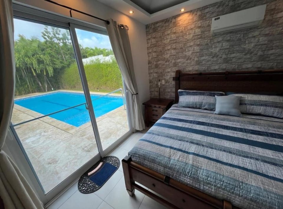 Villa tropical Las Palmas con piscina y seguridad las 24 horas Villa in Sosua