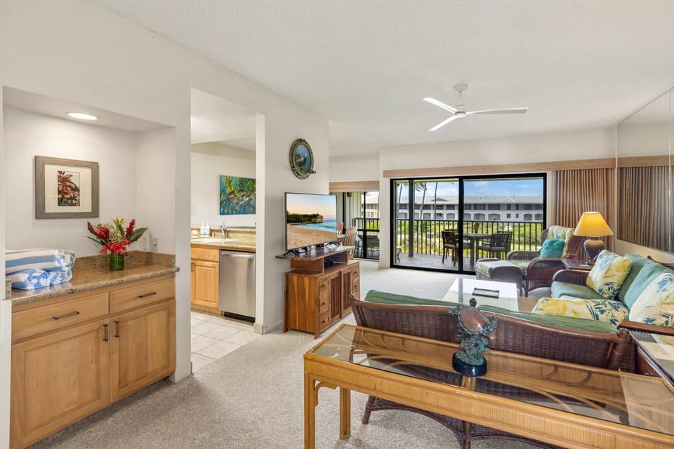 Poipu Sands 325 Spacious 2BR Ocean View Condo House in Poipu