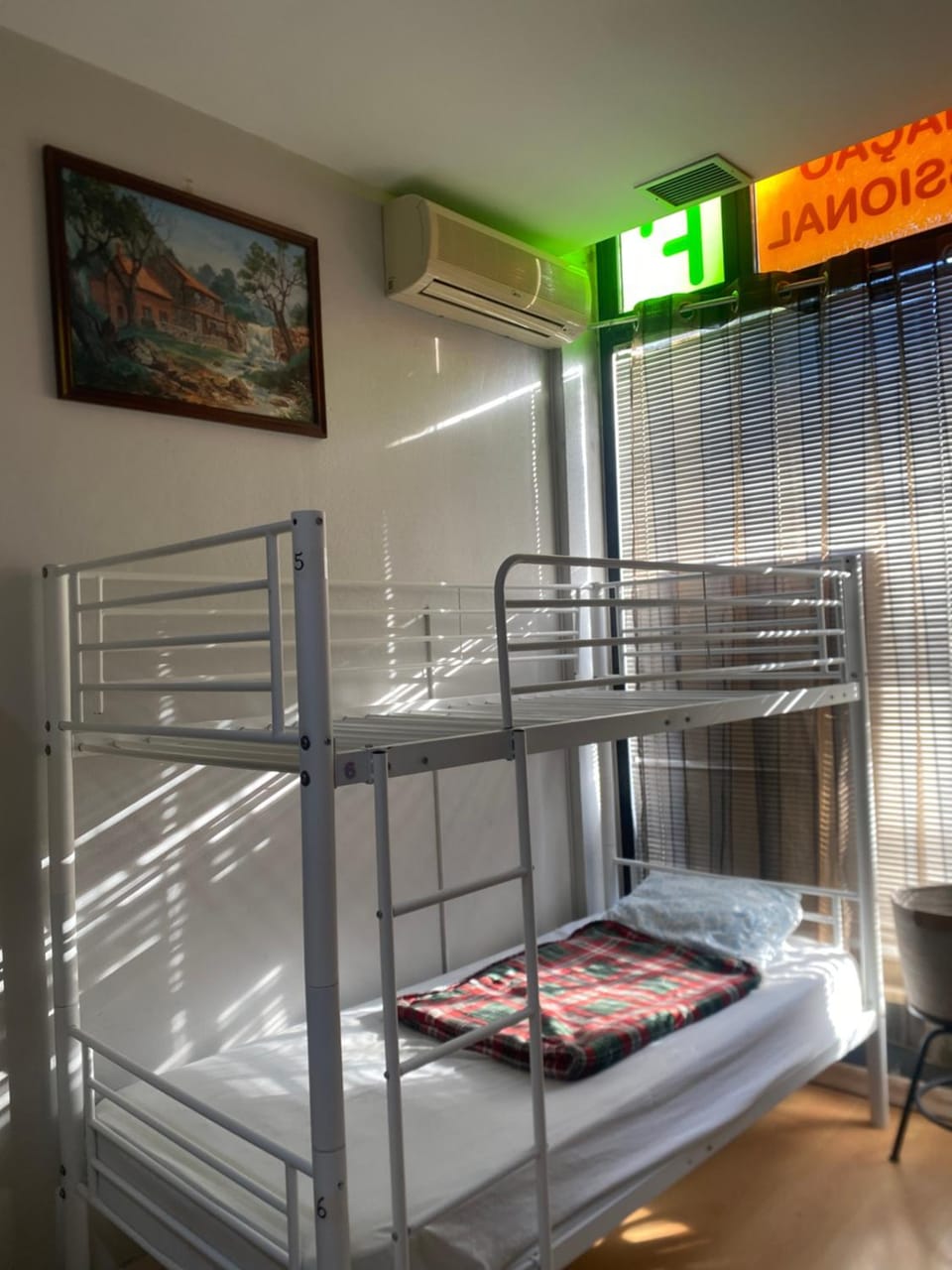 Bed, Bedroom, bunk bed