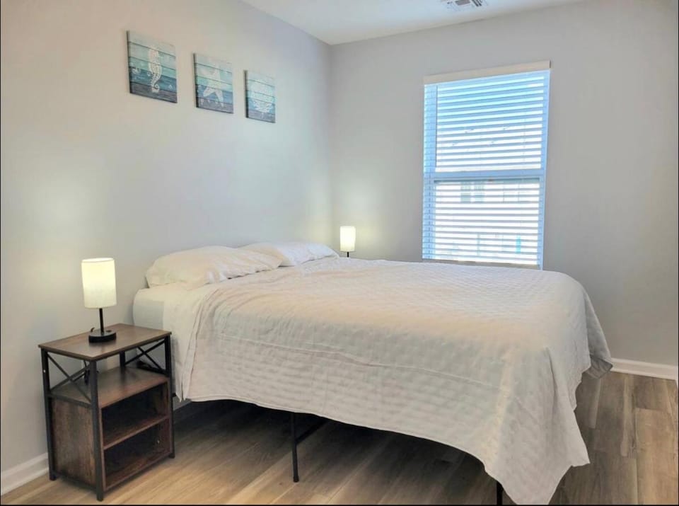 Welcome to Vacation Rental Beach House! Apartment in Neptune Township