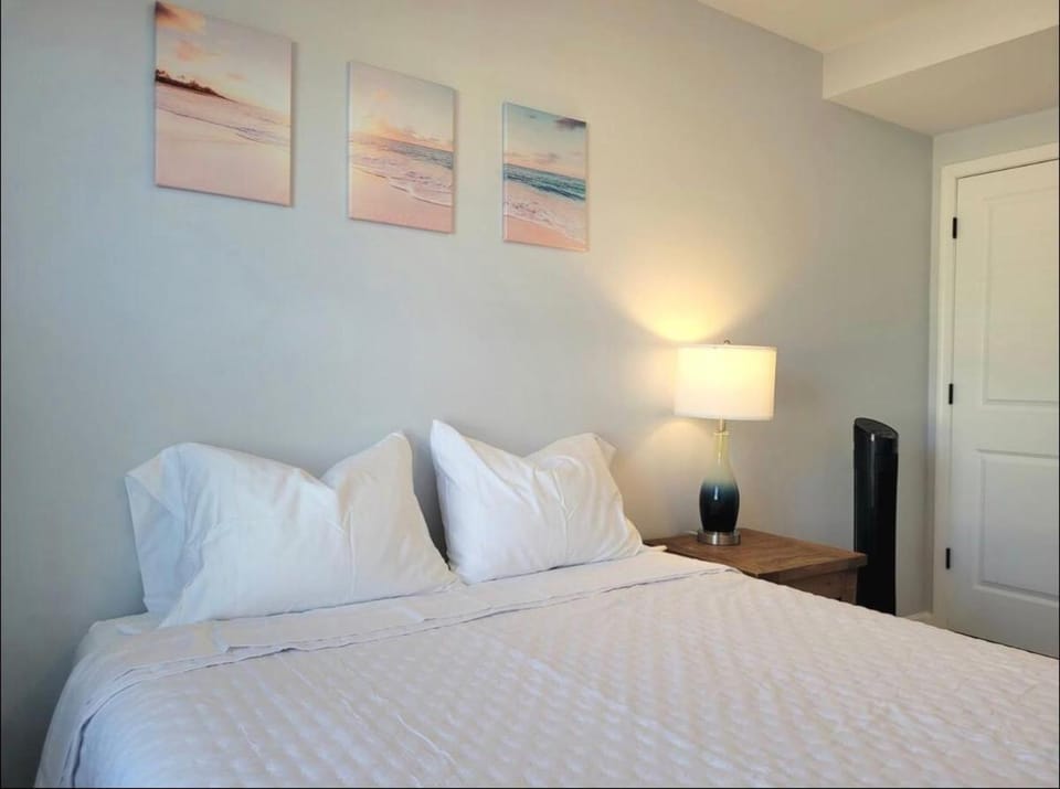 Welcome to Vacation Rental Beach House! Apartment in Neptune Township