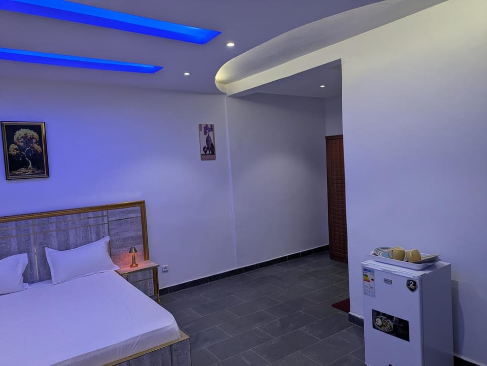 Private Furnished Room for Rent in Sacré-Cœur Bed and Breakfast in Dakar
