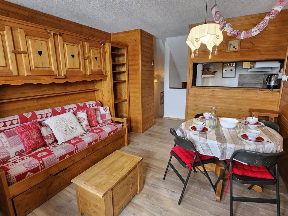 Appartement triplex cosy - 4 pers. (32m²) - FR-1-633-95 Apartment in Avoriaz