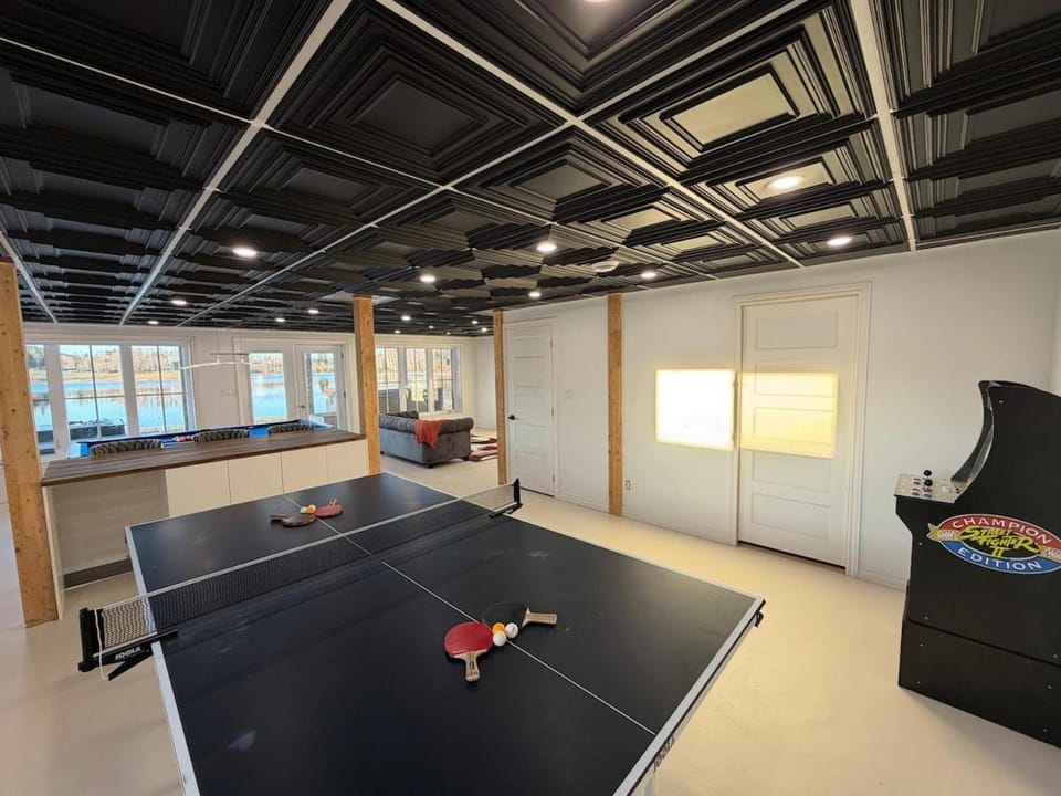 Table tennis