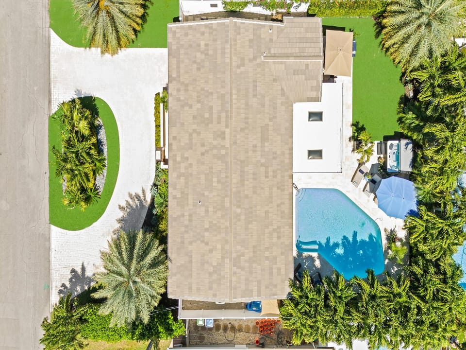 Property building, Bird's eye view