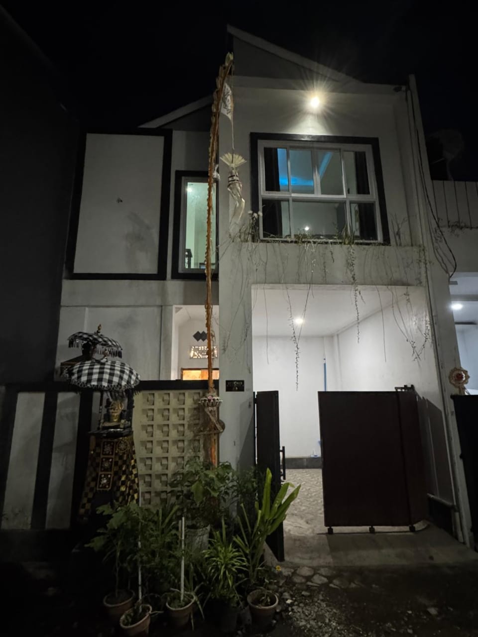 Property building, Night