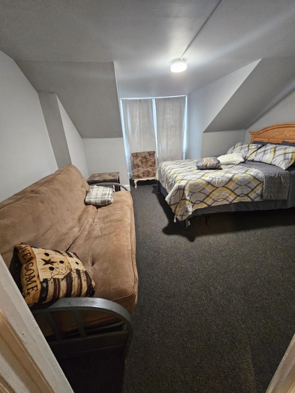 Apartment on Olden, 2 Apartment in Trenton