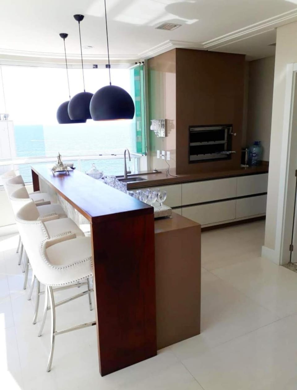 Luxury apartment with sea view 4 en-suites Apartment in Camboriú