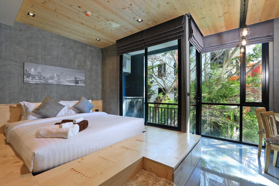 Bed, View (from property/room), Bedroom, towels