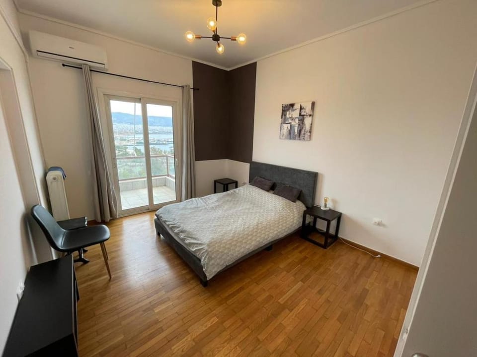 PAPANASTASIOU Pireas Bay View Modern Apartment Apartment in Pireas