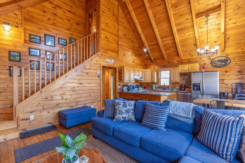 Adventure Creek House in Brushy Fork