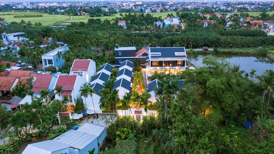 Property building, Neighbourhood, Natural landscape, Bird's eye view, Location
