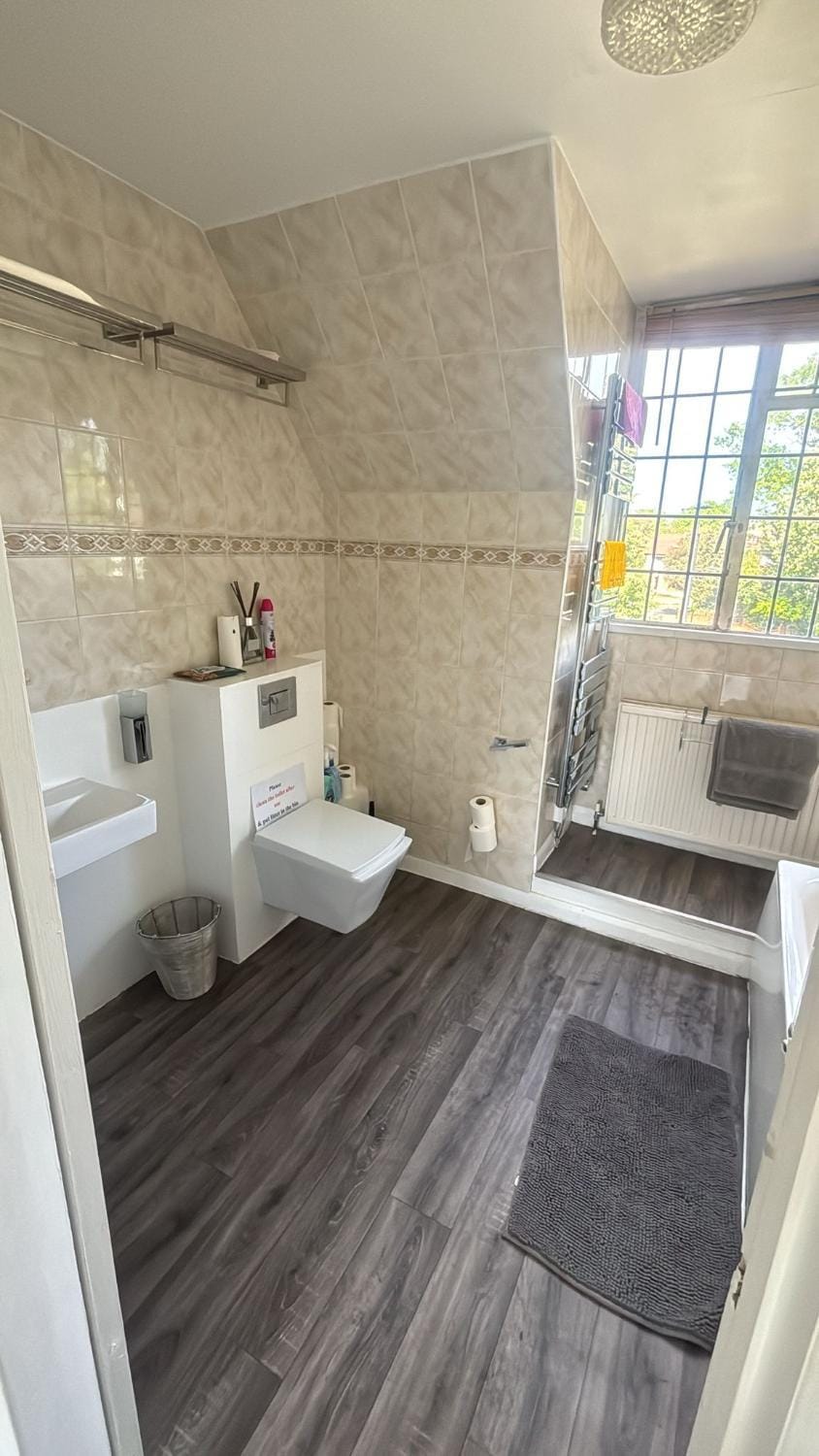 Toilet, Bathroom, Bath