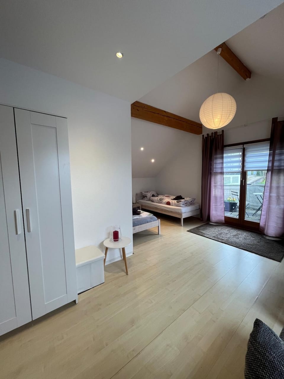 Bed, Bedroom, flat iron, wardrobe