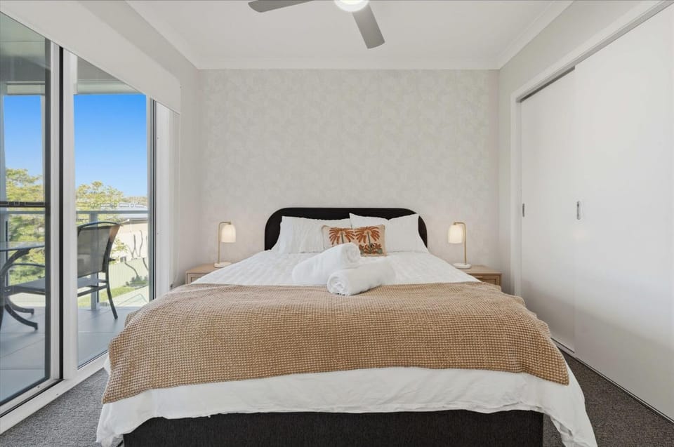 Palms by the Bay by Experience Jervis Bay House in Huskisson