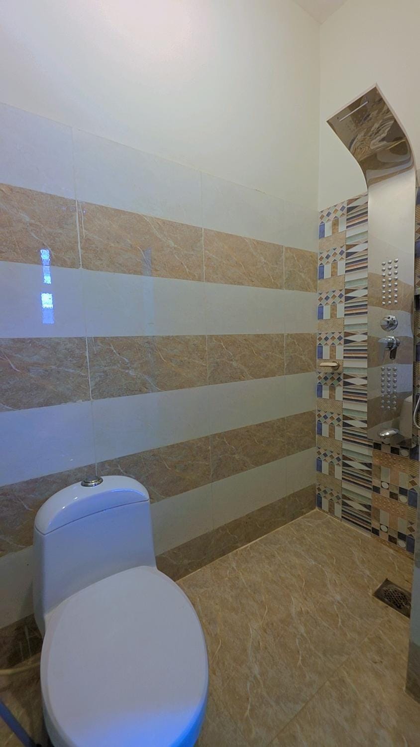 Fully Furnished Family House Villa in Lahore